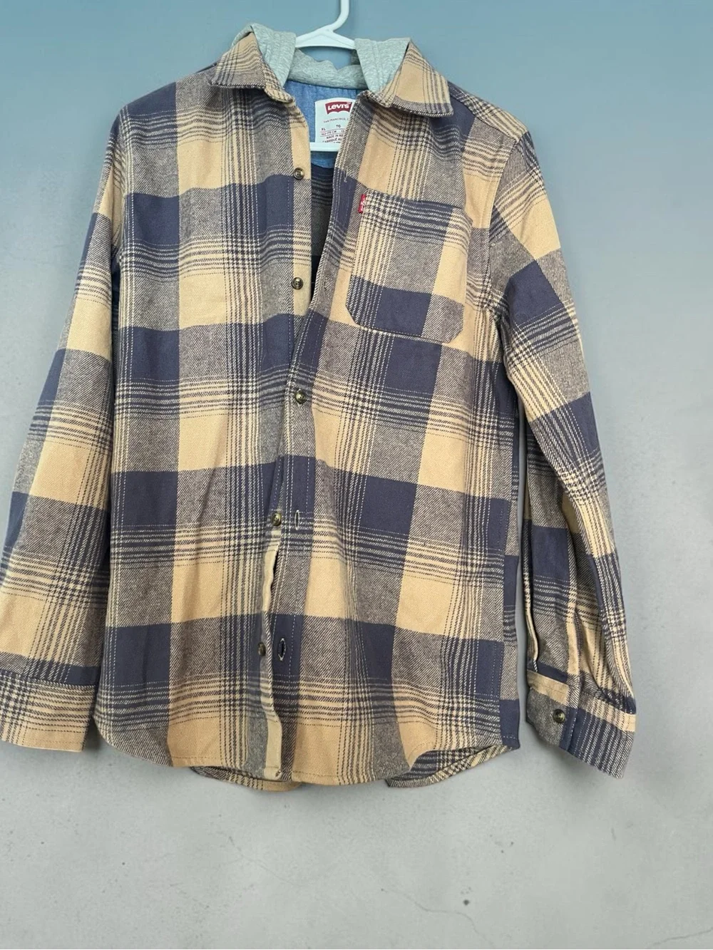 Levi's Navy and Tan Plaid Hooded Shacket Boys XL - Picture 3 of 7